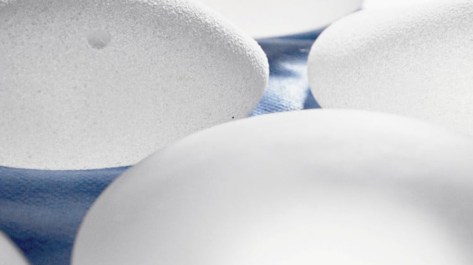 Plastinė krūtinės didinimo operacija